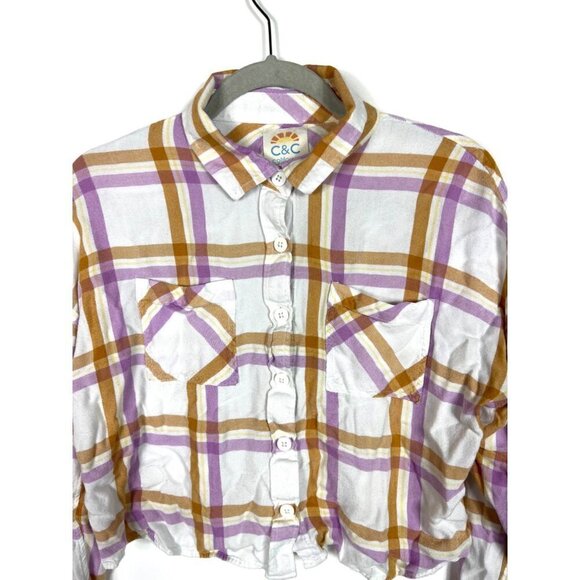 C&C California cropped button up top - Picture 3 of 9